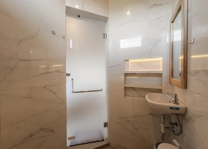 Nandana Gasthuis 3*